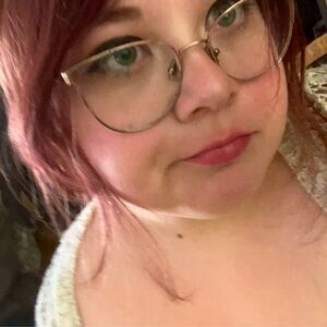 Meet your Posher, Allyson